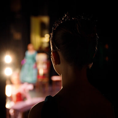 Andrea-test-gold Hester-test-gold Photo