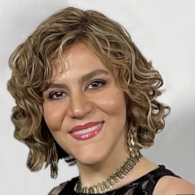 Azadeh Nikzadeh Photo